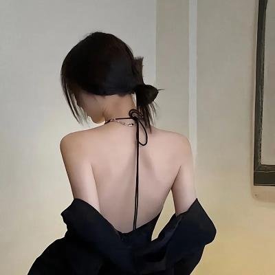 墓边凶宅